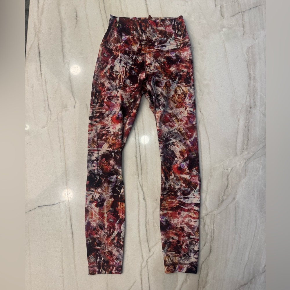 Lululemon Wunder Under - Picture 2 of 4